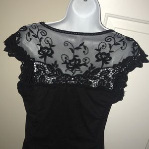 EUC black t-shirt with lace shoulders & lace on top of back